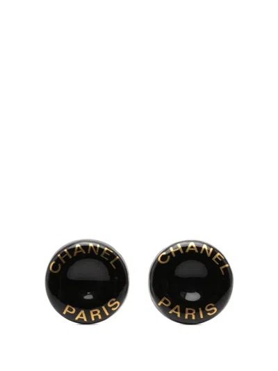 Pre-owned Chanel 1997 Cc Resin And Brass Logo Print Clip On Earrings Costume Earrings In Black