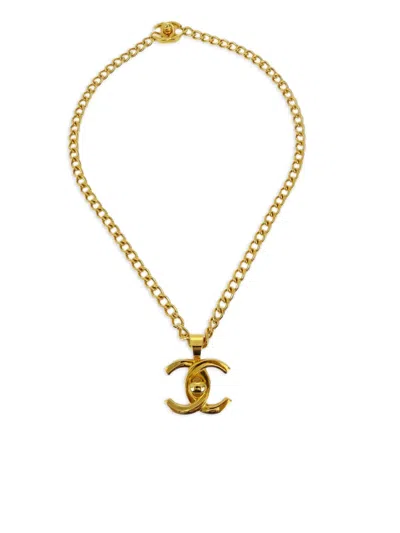 Pre-owned Chanel 1997 Cc Turn-lock Curb-chain Necklace In Gold