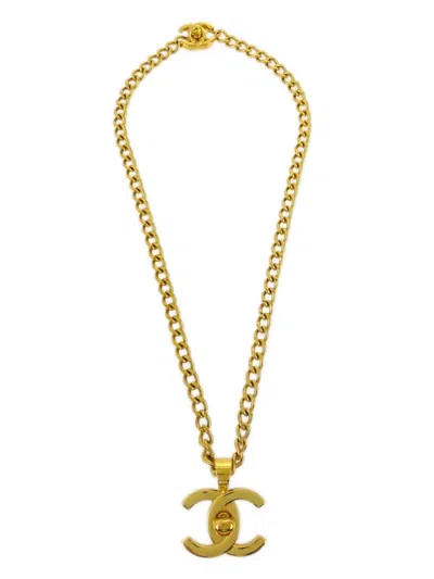 Pre-owned Chanel 1997 Cc Turn-lock Necklace In Gold