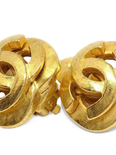 Pre-owned Chanel 1997 C-logo Earrings In Gold