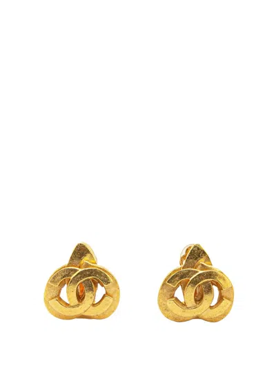 Pre-owned Chanel 1997 Gold Plated Cc Clip On Earrings Costume Earrings In 金色