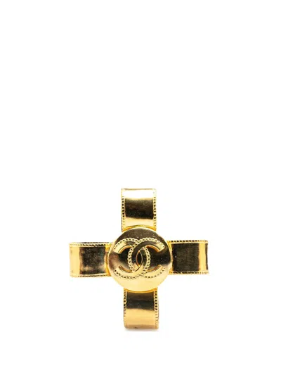 Pre-owned Chanel 1997 Gold Plated Cc Ribbon Cross Brooch Costume Brooch