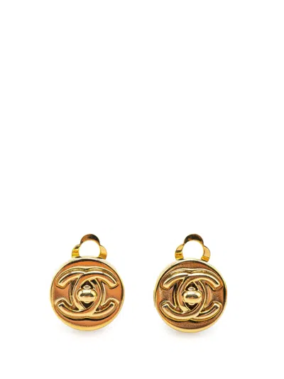 Pre-owned Chanel 1997 Gold Plated Mini Cc Turnlock Round Clip On Earrings Costume Earrings