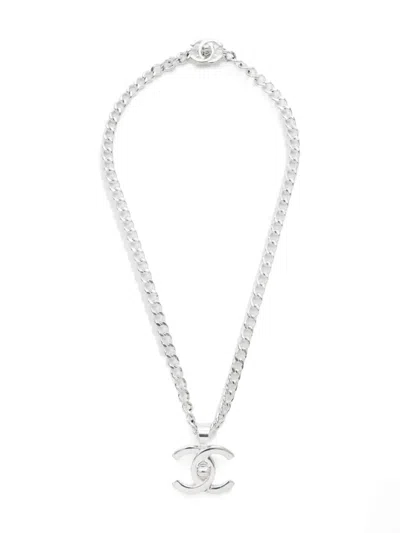 Pre-owned Chanel 1997 Interlocking Cc Logo Chain Necklace In Silver