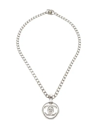 Pre-owned Chanel 1997 Medallion-pendant Necklace