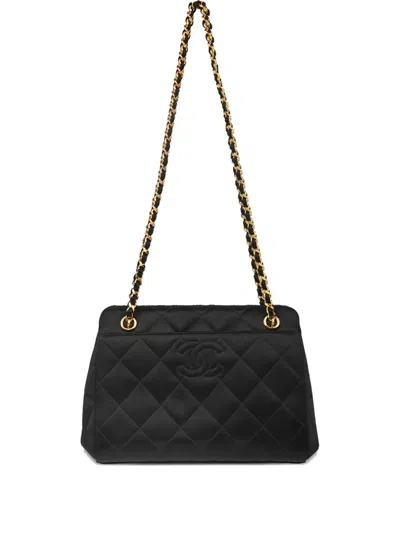 Pre-owned Chanel 1997 Satin Handbag In Black