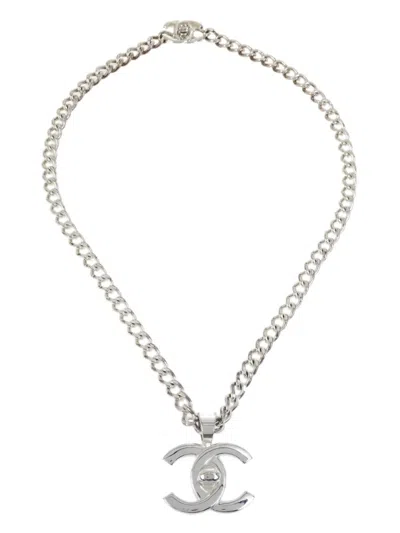 Pre-owned Chanel 1997 Turnlock Chain Cc Necklace In Silver