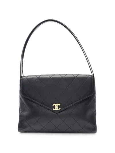 Chanel 1997-1999 Matelassé Shoulder Bag In Black