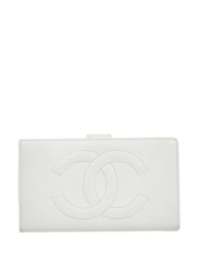 Pre-owned Chanel 1998 Cc Wallet In White