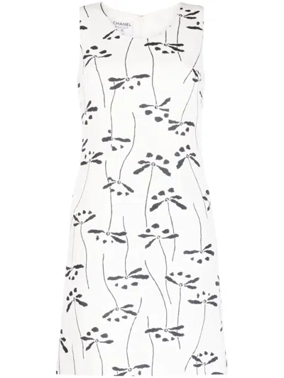 Pre-owned Chanel 1998 Floral-print Sleeveless Dress In White