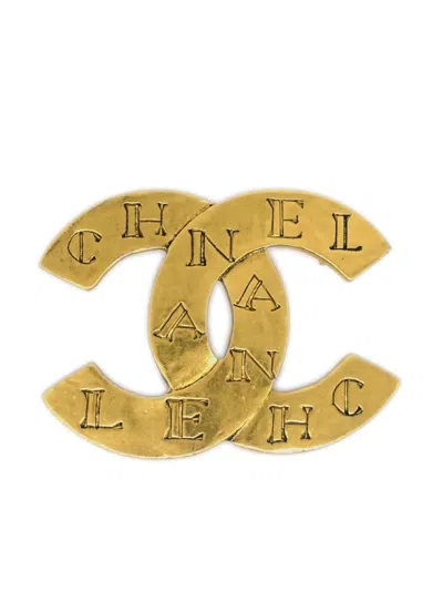 Pre-owned Chanel 1999 Cc Brooch In Gold