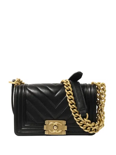 Pre-owned Chanel 20 Boy Chevron-quilted Lambskin Shoulder Bag In Black