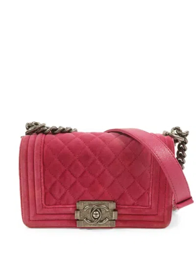 Pre-owned Chanel 20 Boy Diamond-quilted Velvet Shoulder Bag In Pink