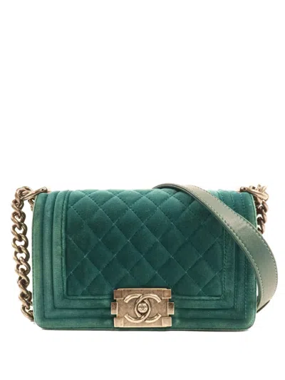 Pre-owned Chanel 20 Boy Quilted Shoulder Bag In Green