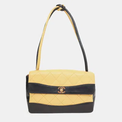 Pre-owned Chanel 2000-02 Black/yellow Quilted Lambskin Tie Knot Flap Bag