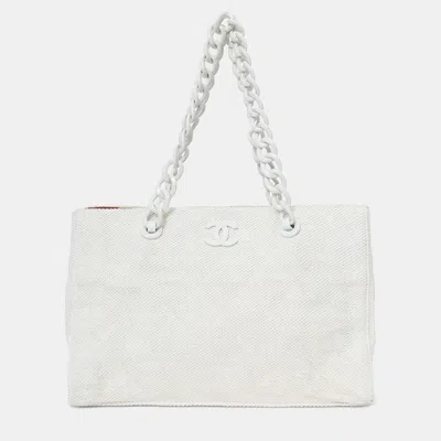 Pre-owned Chanel 2000-02 White Raffia Chain Beach Tote With Pouches