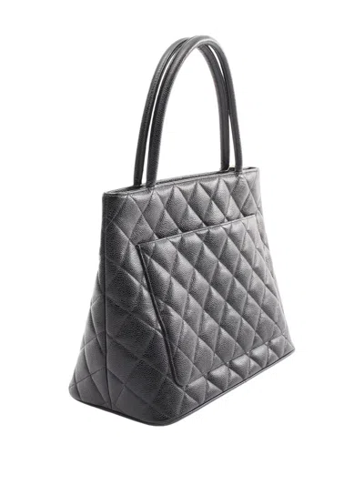 Pre-owned Chanel 2000-2002 Caviar Medallion Tote Bag In Black