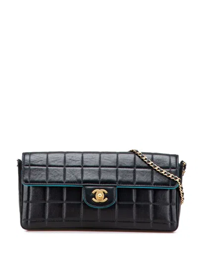Pre-owned Chanel 2000-2002 Chocolate Bar Lambskin East West Flap Shoulder Bag In Black