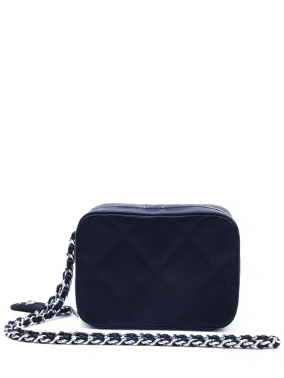 Pre-owned Chanel 2000-2002 Diamond-quilted Satin Shoulder Bag In Black