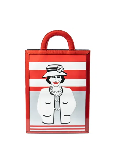 Pre-owned Chanel 2000-2002 Graphic Tote Bag In Red