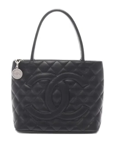 Pre-owned Chanel 2000-2002 Medallion Diamond-quilted Tote Bag In Black