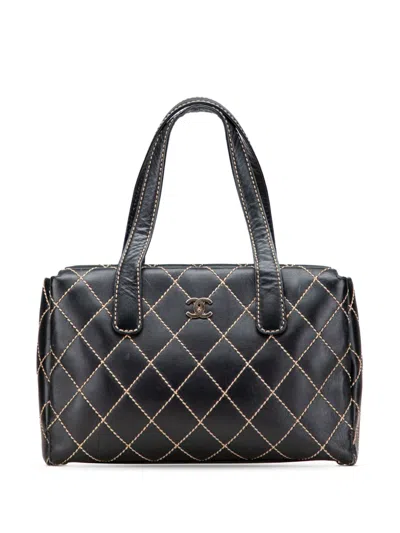 Pre-owned Chanel 2000-2002 Medium Cc Calfskin Wild Stitch Tote Bag In Black