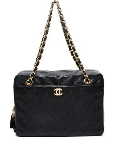 Pre-owned Chanel 2000-2002 V-stitch Chain Shoulder Bag In Black