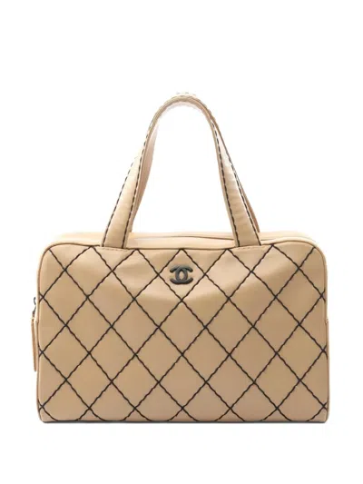 Pre-owned Chanel 2000-2002 Wild Stitch Leather Tote Bag In Neutral
