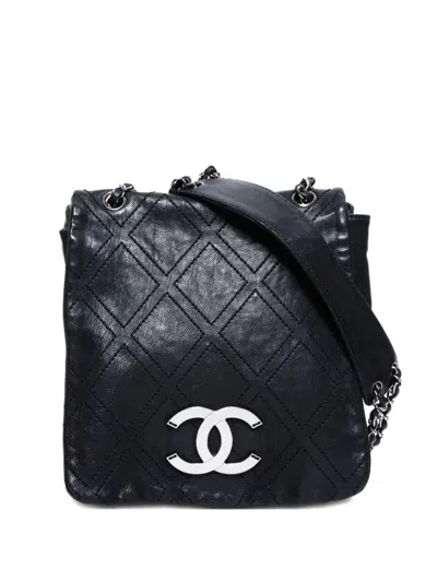 Pre-owned Chanel 2000-2006 Cc Diamond-quilted Shoulder Bag In Black