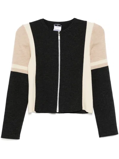 Pre-owned Chanel 2000 Color-block Top In Grey