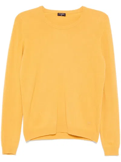 Pre-owned Chanel 2000 Crew-neck Jumper In Yellow