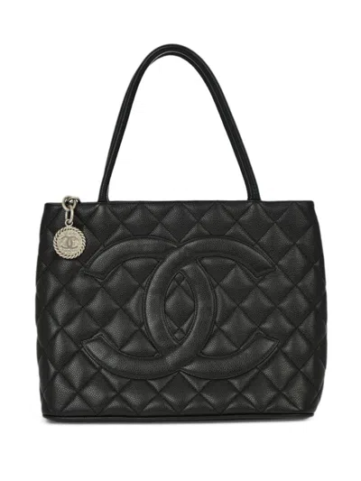 Pre-owned Chanel 2000 Medallion Tote Bag In Black