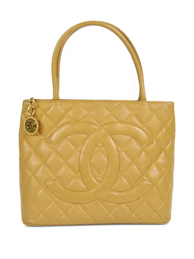 Pre-owned Chanel 2000 Medallion Tote Bag In Neutrals