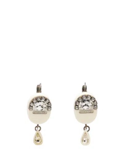 Pre-owned Chanel 2000 Resin Strass Rain Drop Clip On Earrings Costume Earrings In White