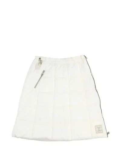 Pre-owned Chanel 2000 Sport Line Quilted Skirt In White