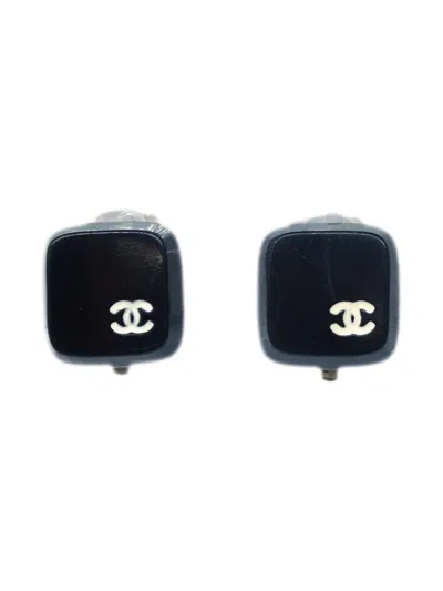 Pre-owned Chanel 2000 Square-shape Clip-on Earrings