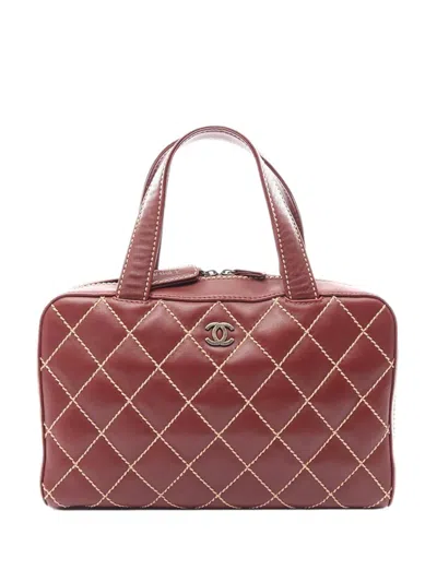 Pre-owned Chanel 2000-2002 Cc Lambskin Wild Stitch Handbag In Red