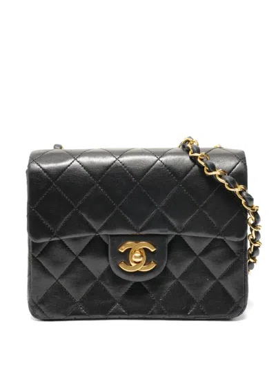 Pre-owned Chanel 2000-2002 Matelasse Flap Bag In Black