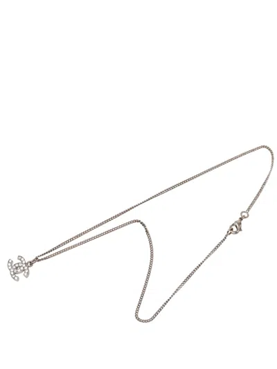 Pre-owned Chanel 2000-2010 Cc Brass And Strass Pendant Necklace Costume Necklace In Silver