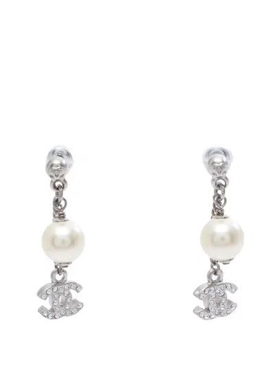 Pre-owned Chanel 2000-2026 Cc Brass Strass Faux Pearl Drop Push Back Earrings Costume Earrings In Silver