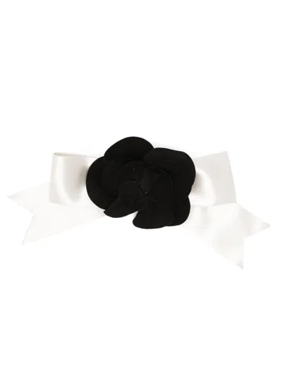 Pre-owned Chanel 2000s Camellia Silk Bow Hairpin In Black