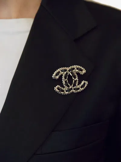 Pre-owned Chanel 2000s Cc-interlocking Brooch In Gold