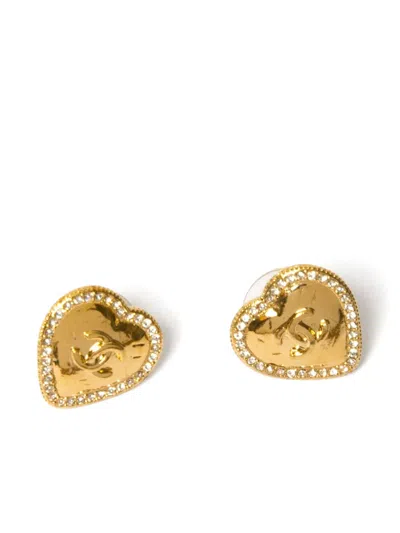 Pre-owned Chanel 2000s Heart-motif Cc Earrings In 金色