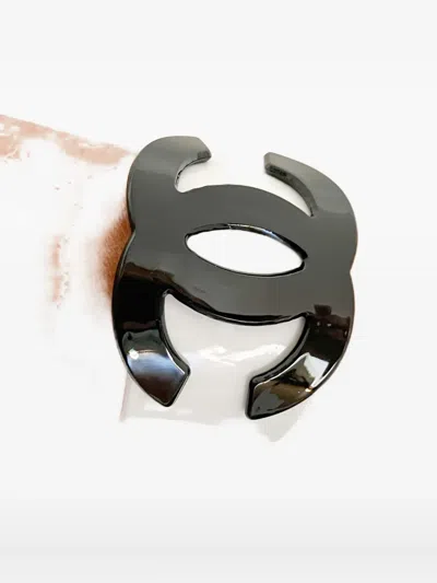 Pre-owned Chanel 2000s Logo Resin Bracelet In White