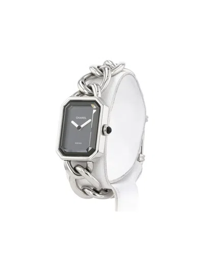 Pre-owned Chanel 2000s Première 20mm In Black