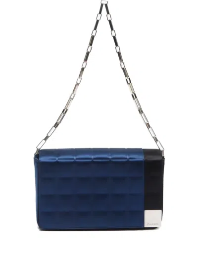 Pre-owned Chanel 2001-2002 Chocolate Bar Shoulder Bag In Blue