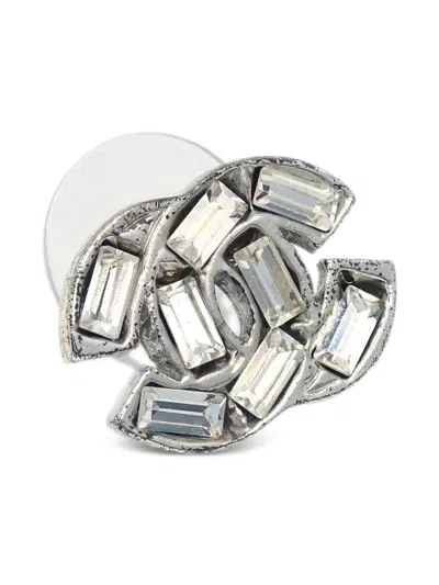 Pre-owned Chanel 2001 Cc Earrings In Silver