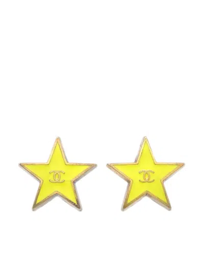 Pre-owned Chanel 2001 Cc-embossed Star Clip-on Earrings In Gold