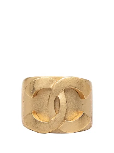 Pre-owned Chanel 2001 Cc Gold Plated Band Ring Costume Ring