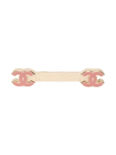 Pre-owned Chanel 2001 Cc-mark Brooch In Gold